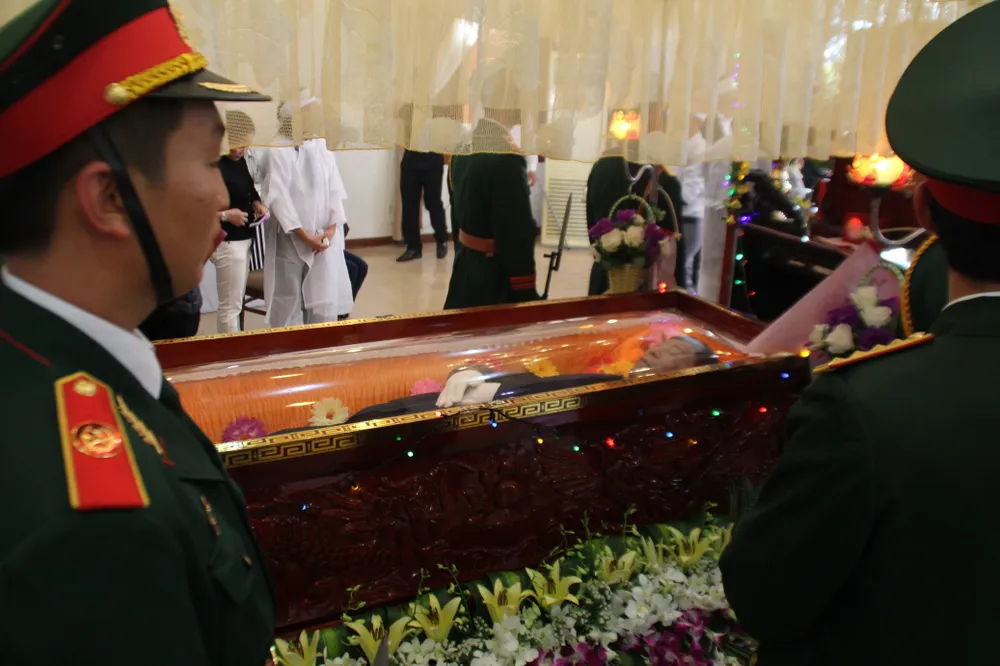 Vĩnh biệt Nguyễn Bá Thanh: Có ai biết trong đau thương lại có tự hào! ảnh 6