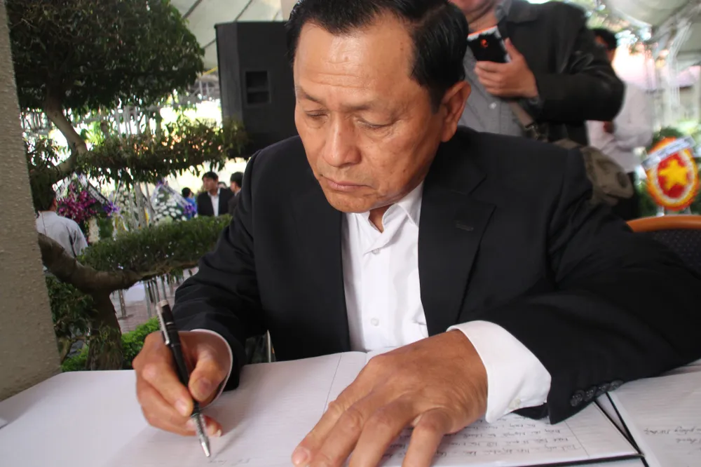 Vĩnh biệt Nguyễn Bá Thanh: Có ai biết trong đau thương lại có tự hào! ảnh 8