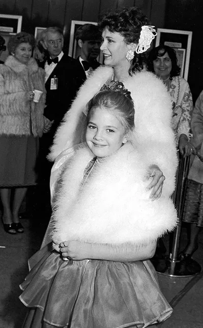 Ngắm sao Hollywood lần đầu xuất hiện cực ngố trên thảm đỏ Oscar ảnh 3