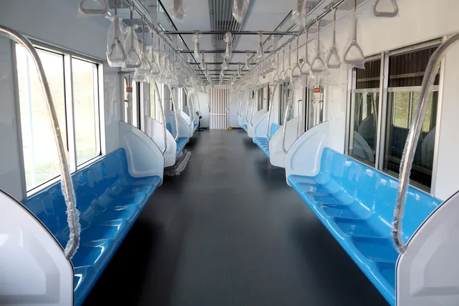 Bên trong metro đầu tiên của Việt Nam ảnh 5