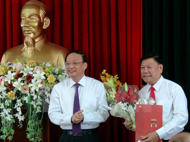 Trao quyết định nhân sự của Bộ Chính trị ở một loạt tỉnh ảnh 3