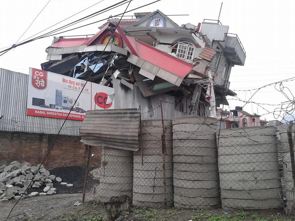 Ở nơi nhiều người chết nhất Nepal ảnh 1 Ở nơi nhiều người chết nhất Nepal ảnh 1