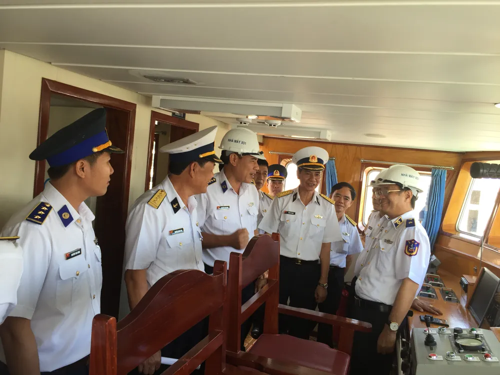 Bàn giao tàu trinh sát hiện đại cho Bộ Tư lệnh Cảnh sát biển ảnh 4