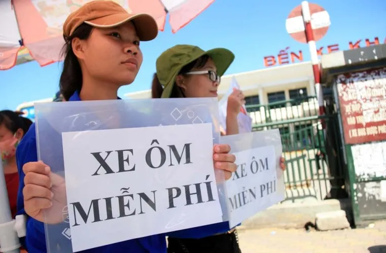 Những hình ảnh đẹp ở Hà Nội trước giờ G thi cử ảnh 7