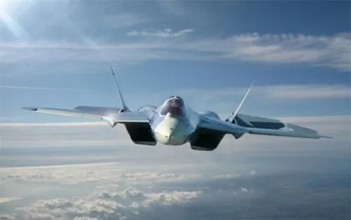 Nguyên mẫu máy bay PAKFA (ảnh trên) và Chim ăn thịt F-22 (ảnh dưới).