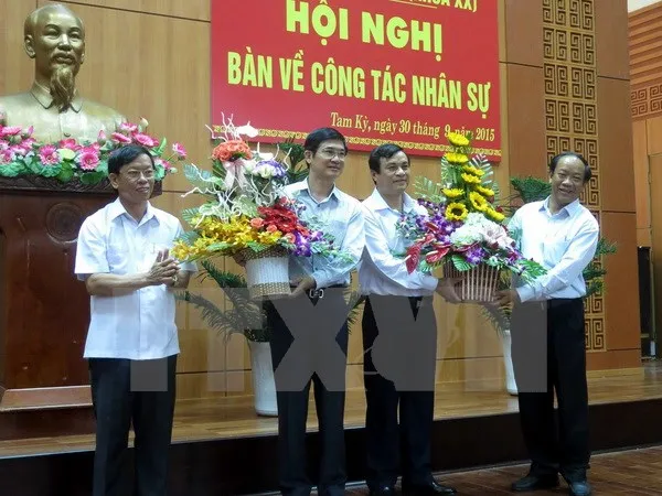 Tin nhân sự: Bí thư nhiều tỉnh tái đắc cử ảnh 4