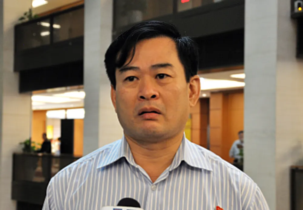 'Cán bộ của tôi không vòi tiền, toàn dân tự đưa thôi' ảnh 2 'Cán bộ của tôi không vòi tiền, toàn dân tự đưa thôi' ảnh 2