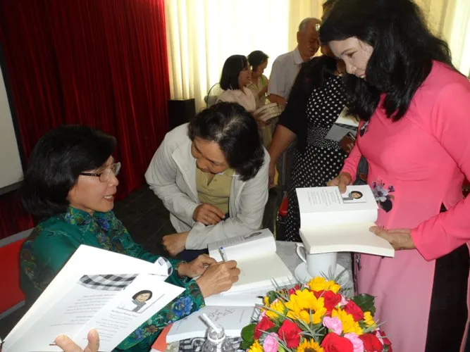 'Khi đương chức, cũng đâu phải một bước lên xe hơi...' ảnh 5