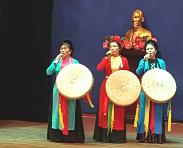 Ngày pháp luật vui như hội ở quận 10 ảnh 2 Ngày pháp luật vui như hội ở quận 10 ảnh 2