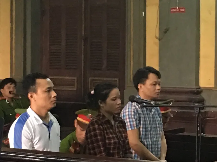 Cả gia đình buôn 600 bánh heroin, thu hàng triệu USD ảnh 1 Cả gia đình buôn 600 bánh heroin, thu hàng triệu USD ảnh 1