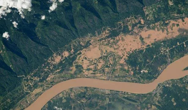 Những hình ảnh chứng minh Trái đất đẹp nhất hệ mặt trời ảnh 14