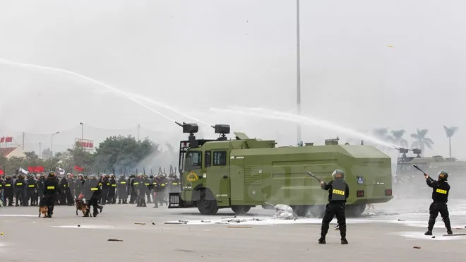 Bộ trưởng Trần Đại Quang phát lệnh xuất quân bảo vệ Đại hội Đảng ảnh 13