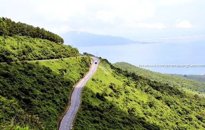 Những cung đường đẹp ngất ngây ở Việt Nam