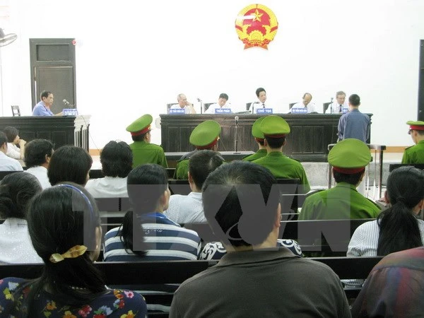 Ụ nổi 83M hơn 500 tỉ của Vinalines được bán với giá 38,5 tỉ đồng ảnh 1