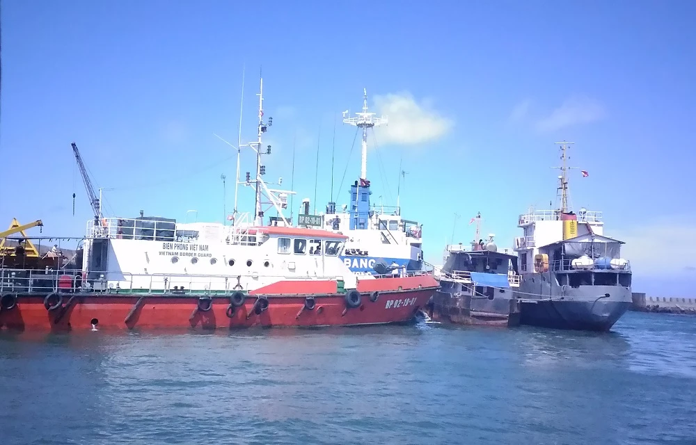 Tìm kiếm Casa 212: Bạch Long Vĩ huy động lực lượng tối đa ảnh 3