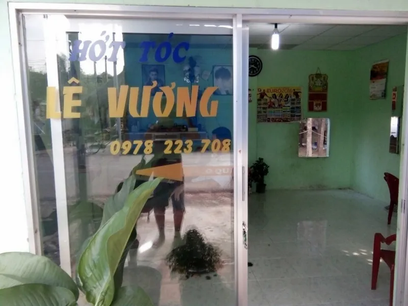 Một công dân phản ánh bị thiếu tá công an bắn vào lưng ảnh 1