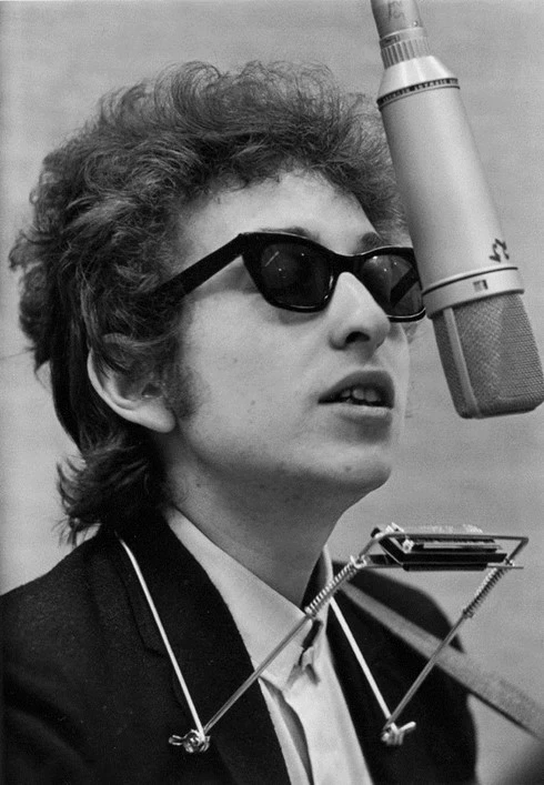 bob dylan vua doat giai nobel van hoc 2016 la ai hinh 1