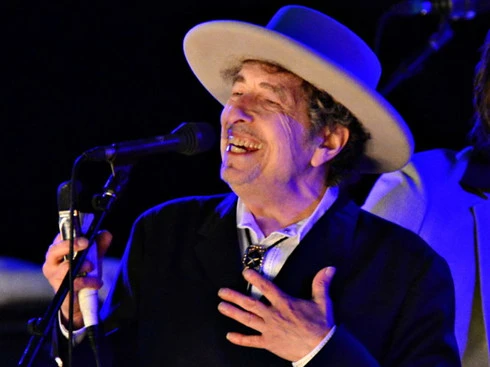 bob dylan vua doat giai nobel van hoc 2016 la ai hinh 5