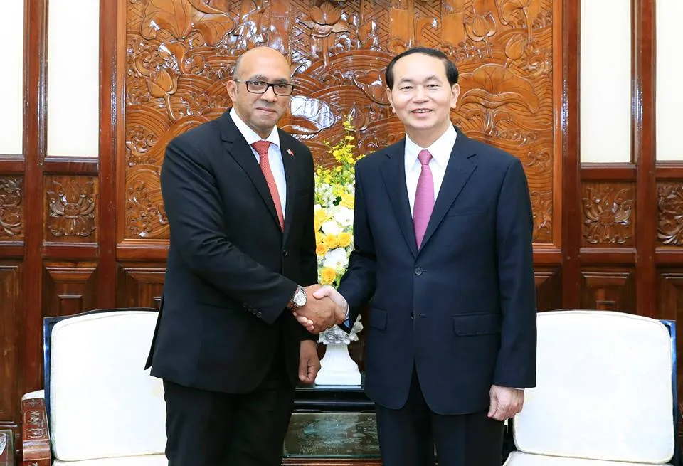 Chủ tịch nước Trần Đại Quang tiếp đại sứ Cuba sáng 28-8 ảnh 2