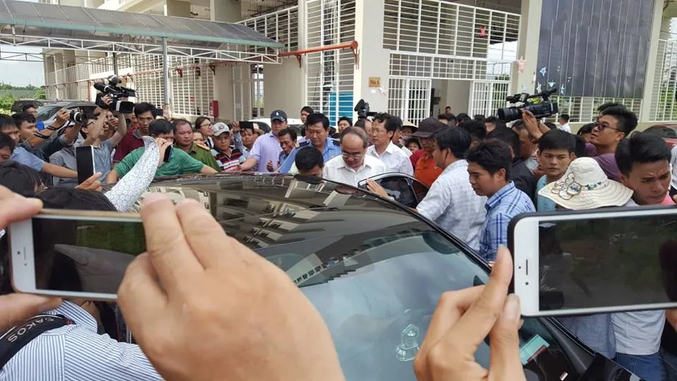 Bí thư Nguyễn Thiện Nhân đến thăm người dân Thủ Thiêm ảnh 5