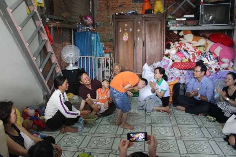 Vợ ông Đặng Hữu Nghị, người có 2 con teo não nói gì? ảnh 2 Vợ ông Đặng Hữu Nghị, người có 2 con teo não nói gì? ảnh 2