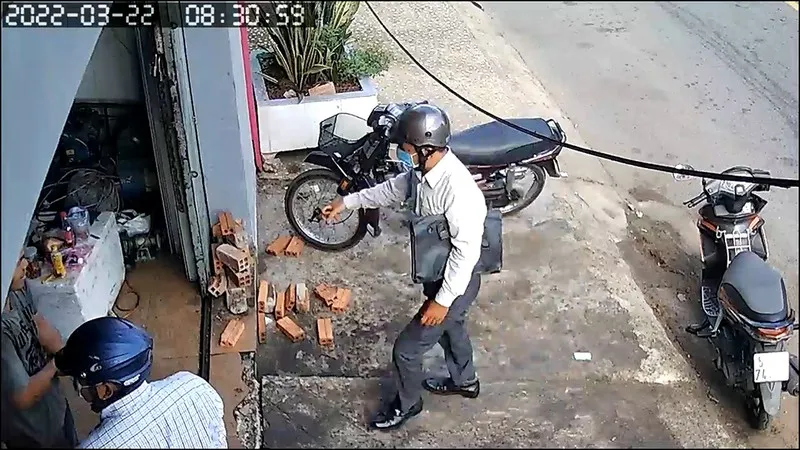 Các chiêu trò giả công an, cán bộ để lừa chiếm đoạt tài sản ảnh 1