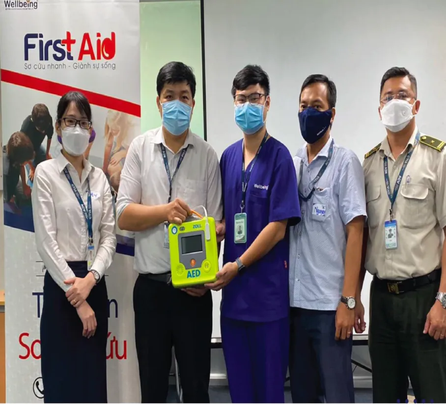 Từ tháng 7-2022, một số cảng hàng không Việt Nam chính thức được trang bị máy khử rung tim tự động là một sự cố gắng cho sự an toàn của hành khách. Từ tháng 7-2022, một số cảng hàng không Việt Nam chính thức được trang bị máy khử rung tim tự động là một sự cố gắng cho sự an toàn của hành khách.