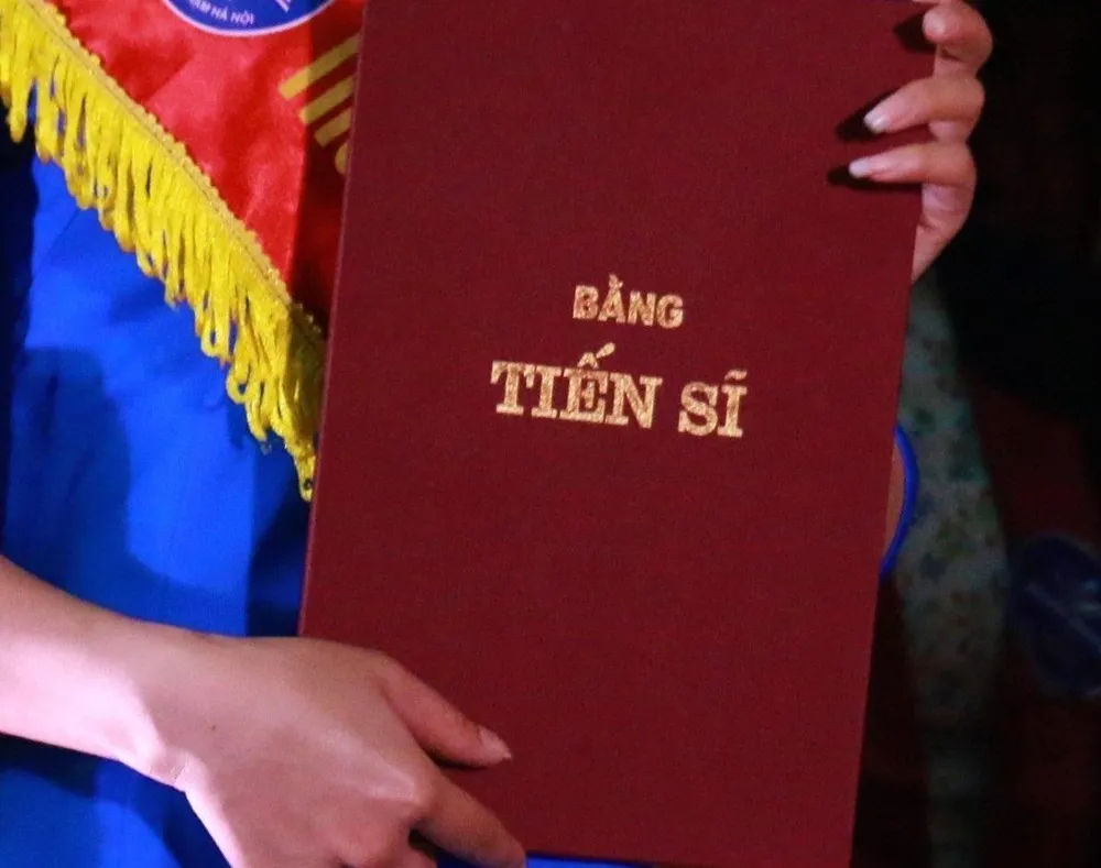 bang-tien-si.jpg