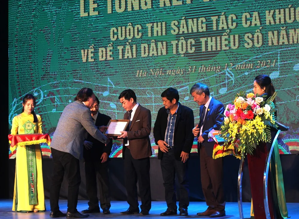dân tộc thiểu số