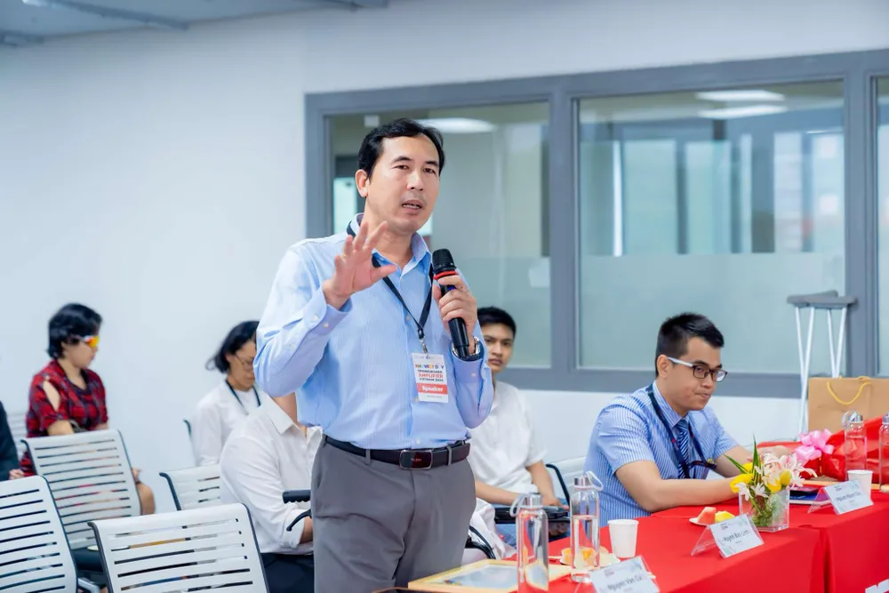 Ông Nguyễn Văn Cử, Phó Giám đốc Trung tâm Nghiên cứu và Phát triển năng lực người khuyết tật (DRD).