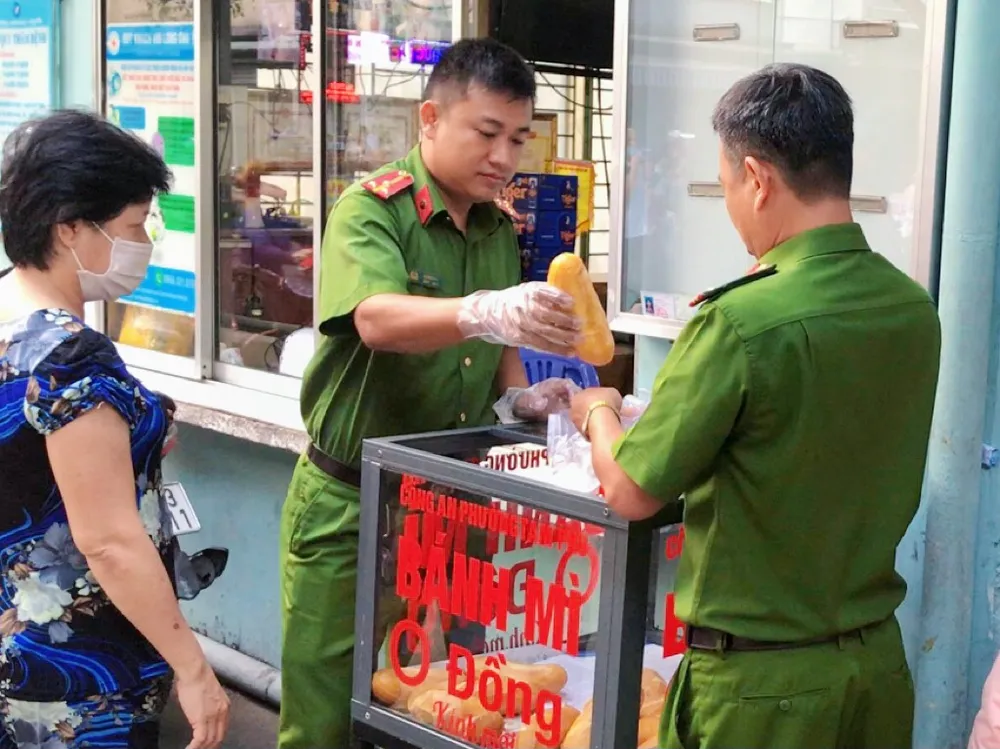 'Tủ bánh mì 0 đồng'