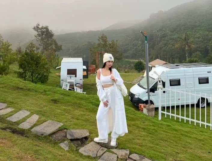 Thửa đất có diện tích 1,1 ha (11 sào) chứ không phải 11 mẫu (11 ha). Ảnh: Facebook Ngọc Trinh