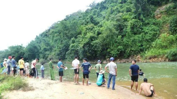 Hiện trường vụ đuối nước. Ảnh CACC Hiện trường vụ đuối nước. Ảnh CACC