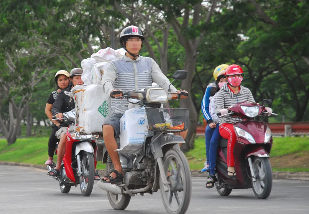 1 đề nghị để CSGT ra tay với xe hết đát ảnh 1