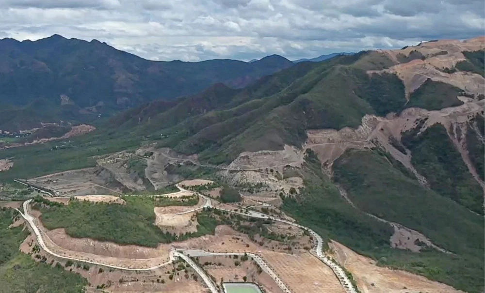 Truy tố 2 cựu chủ tịch tỉnh Khánh Hòa vụ núi Chín Khúc ảnh 3