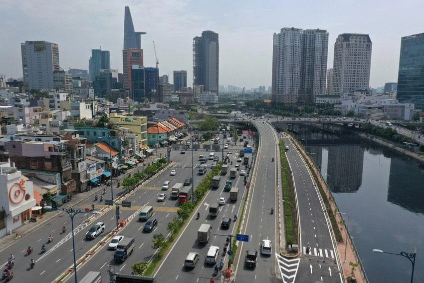 Công trình đường song hành Võ Văn Kiệt nhìn từ trên cao. Ảnh: ĐT