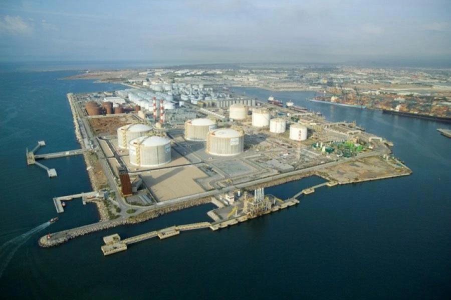 Một nhà ga nhập khẩu khí tự nhiên hóa lỏng của Công ty Enagás’ Barcelona LNG (Tây Ban Nha). Ảnh: GAS TO POWER JOURNAL