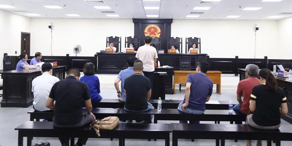 Phiên tòa xét xử các bị cáo là cựu lãnh đạo, cán bộ Công ty cổ phần Chứng khoán SME. Ảnh: TP