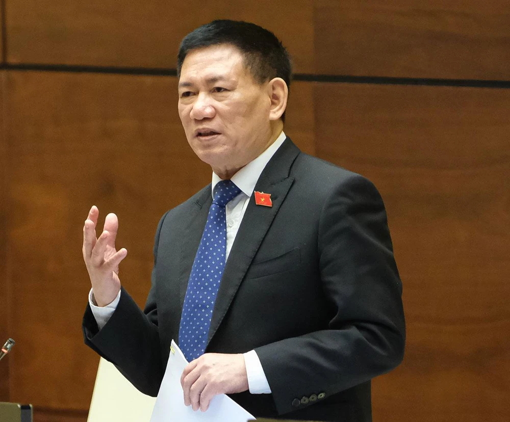 Bộ trưởng Hồ Đức Phớc.