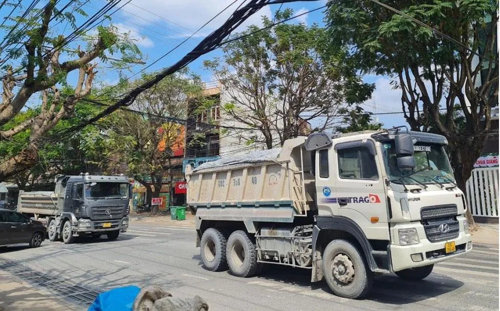 Lực lượng chức năng tỉnh Đồng Nai cho biết sẽ xử lý nghiêm xe ben chạy vào TP trong giờ cấm. Ảnh: VH Lực lượng chức năng tỉnh Đồng Nai cho biết sẽ xử lý nghiêm xe ben chạy vào TP trong giờ cấm. Ảnh: VH