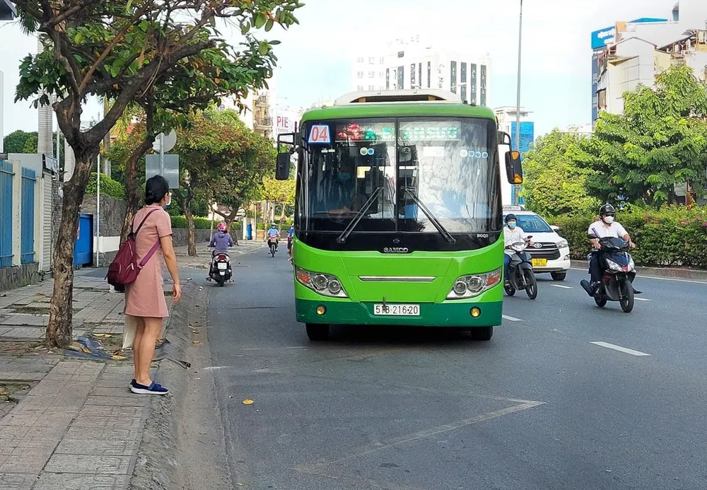 TP.HCM chuyển đổi nhiên liệu sử dụng cho xe buýt từ diesel sang khí nén CNG nhằm giảm phát thải khí nhà kính. Ảnh: CN