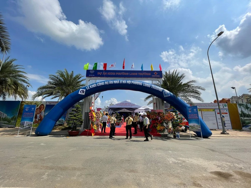 Dự án nhà ở xã hội phường Long Trường, TP Thủ Đức được khởi công ngày 30-4 sẽ cung cấp cho thị trường hơn 600 căn hộ. Ảnh: VIỆT HOA