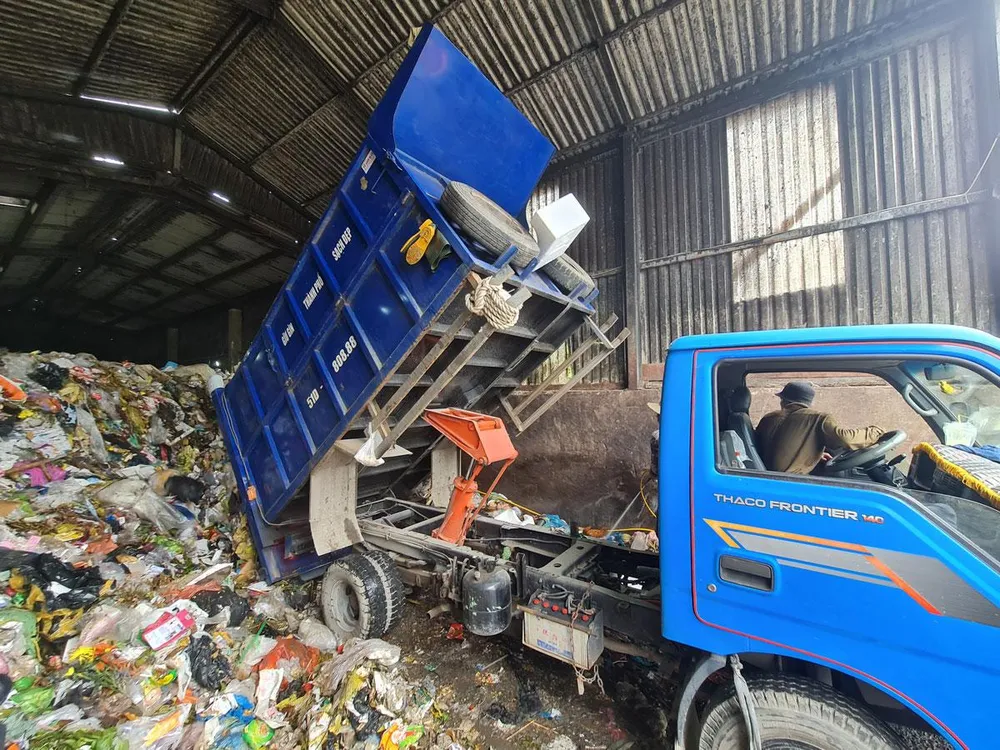 Tỉ lệ sử dụng công nghệ đốt rác tại TP.HCM hiện nay chiếm khoảng 31%, còn lại 60% được chôn lấp hợp vệ sinh. Ảnh: N.CHÂU