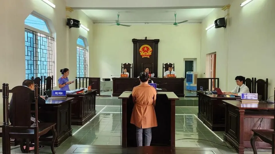 Phiên tòa xét xử bị cáo Hà Thị Nguyệt. Ảnh: THÚY HÀ