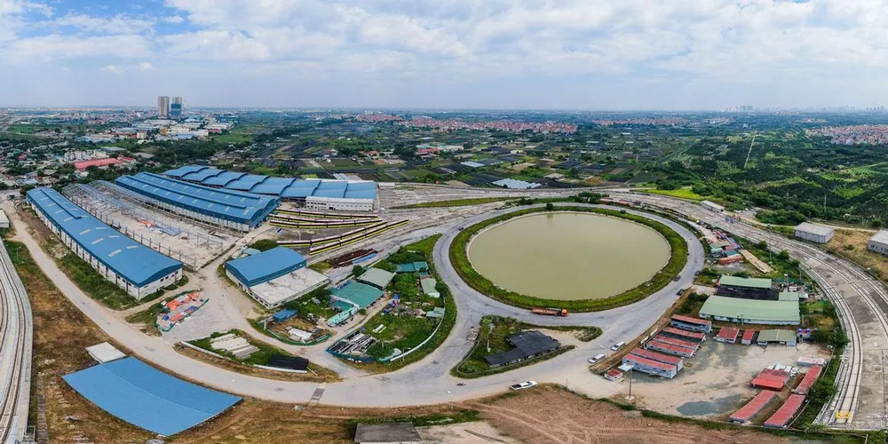 Dự án đường sắt đô thị Nhổn - ga Hà Nội liên tục lùi thời gian hoàn thành. Ảnh: VIẾT LONG Dự án đường sắt đô thị Nhổn - ga Hà Nội liên tục lùi thời gian hoàn thành. Ảnh: VIẾT LONG