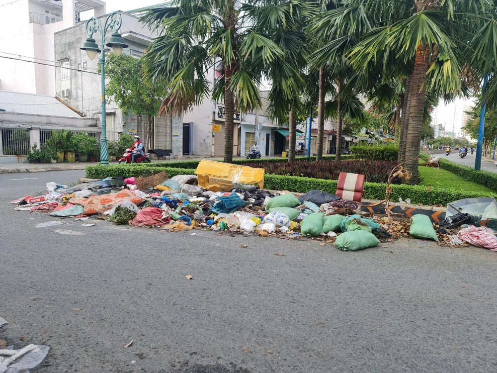 TP.HCM đề xuất cho phép chính quyền các cấp được sử dụng các thiết bị sẵn có tại địa phương để phát hiện hành vi xả rác bừa bãi. Ảnh: NC