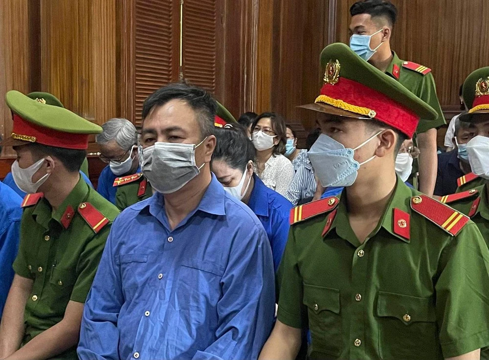 Bị cáo Nguyễn Minh Khải (cựu giám đốc BV Mắt TP.HCM). Ảnh: HOÀNG YẾN