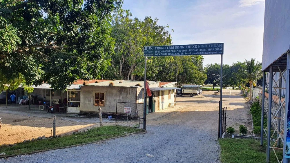 Trung tâm Giáo dục nghề nghiệp lái xe Ninh Thuận, nơi xảy ra việc lập biên bản.