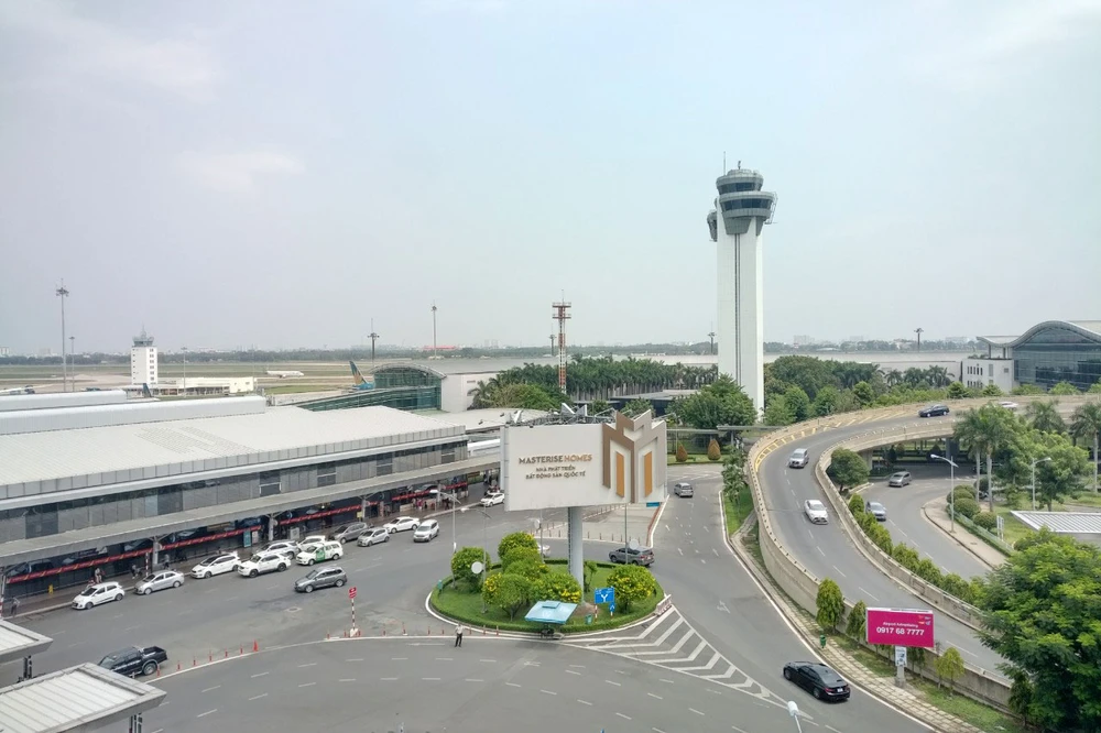 Các chuyên gia hàng không nhận xét quy hoạch không phải nhiều hay ít sân bay mà nên xem xét tính hiệu quả. Ảnh: P.ĐIỀN Các chuyên gia hàng không nhận xét quy hoạch không phải nhiều hay ít sân bay mà nên xem xét tính hiệu quả. Ảnh: P.ĐIỀN