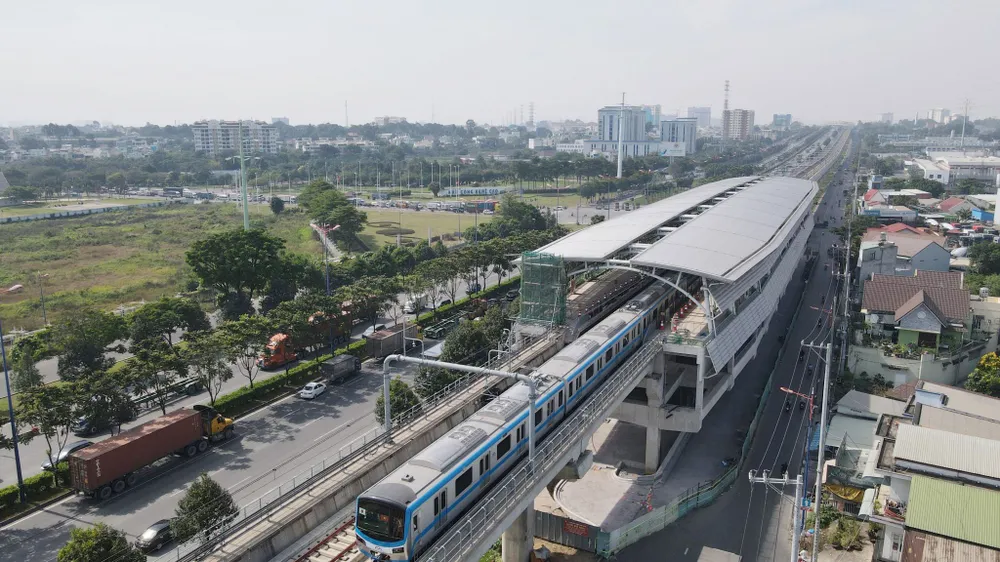 Việc TP.HCM được trao quyền thí điểm mô hình phát triển đô thị theo định hướng phát triển giao thông công cộng (TOD) sẽ giúp tạo sự đồng bộ trong phát triển đô thị và giao thông của TP. Ảnh: NGUYỆT NHI Việc TP.HCM được trao quyền thí điểm mô hình phát triển đô thị theo định hướng phát triển giao thông công cộng (TOD) sẽ giúp tạo sự đồng bộ trong phát triển đô thị và giao thông của TP. Ảnh: NGUYỆT NHI